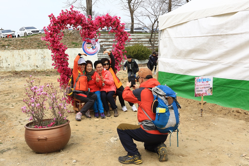 두견주를 널리 알리고 진달래의 맛과 멋을 체험하는 면천진달래축제! 이미지